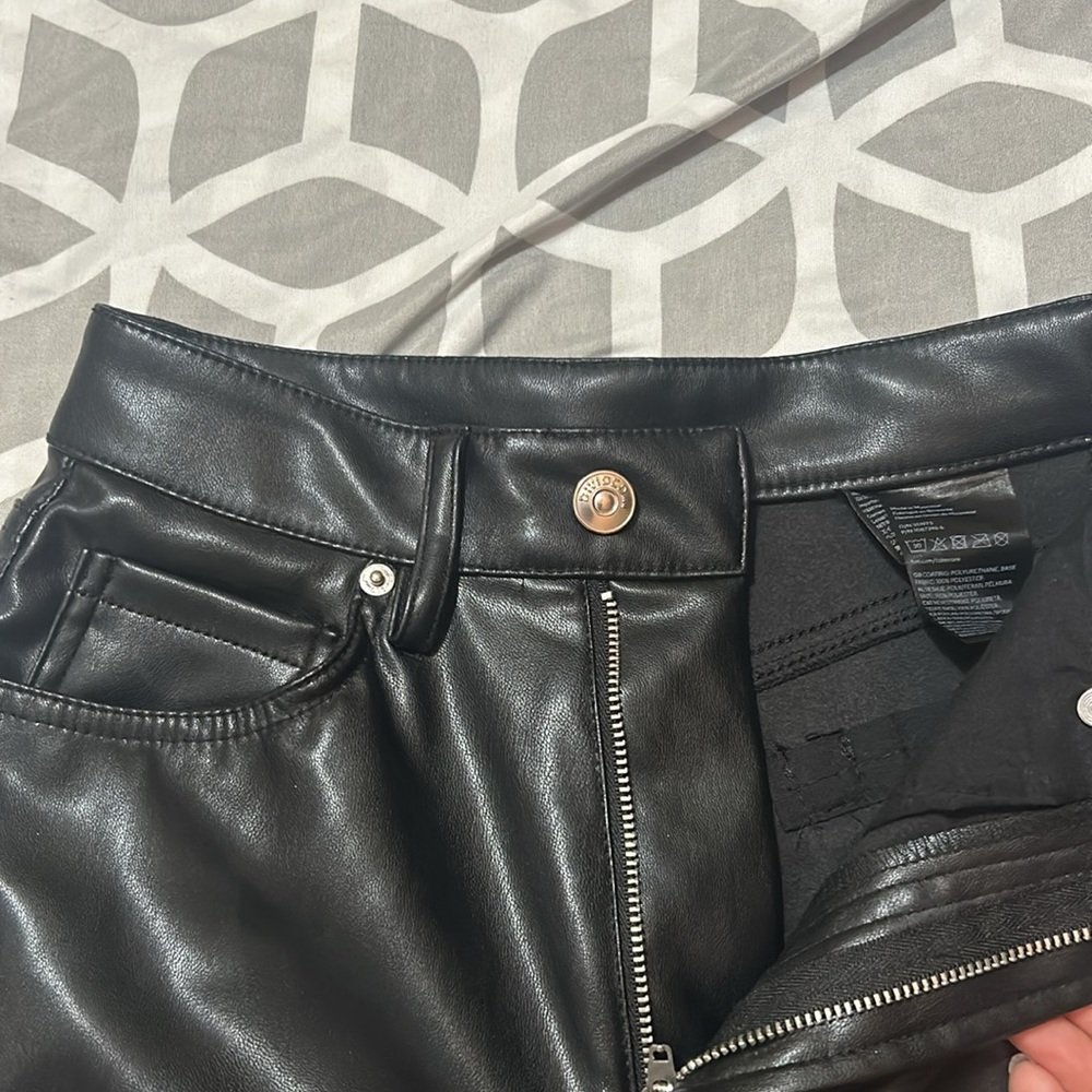 High Rise Leather Pants - Picture 4 of 7